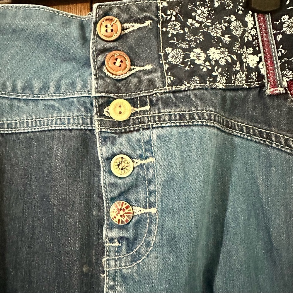 Joe Browns Multicolour Blue Patchwork Denim Skirt with Bird Embroidery Sz 12 - Picture 7 of 13